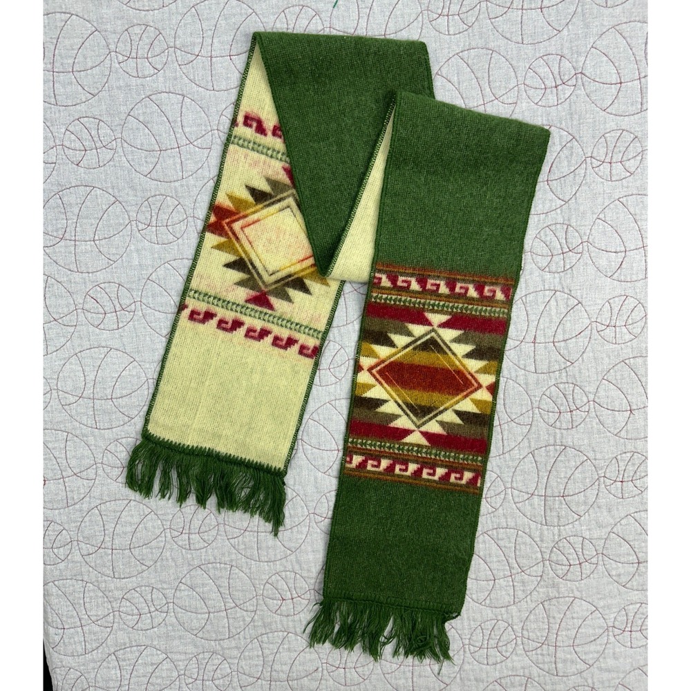 Spirit of the Andes Scarf Green Ecuador Wool Blend Geometric‎ Southwestern